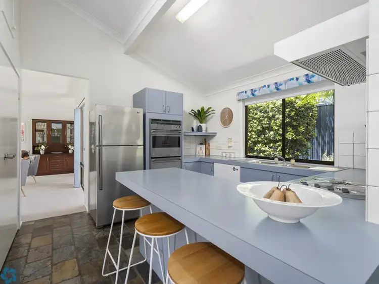 Fifth view of Homely house listing, 2 Berwick Court, Arundel QLD 4214
