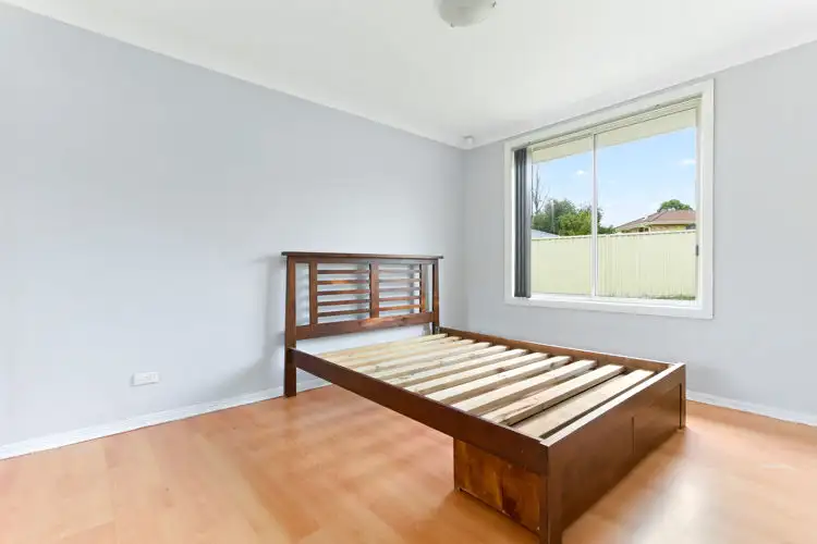 Fifth view of Homely semi-detached listing, 2/7 Vernon Close, Rosemeadow NSW 2560