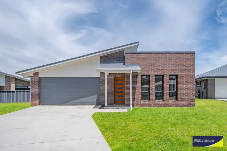 Main view of Homely house listing, 4 Albion Close, Armidale NSW 2350