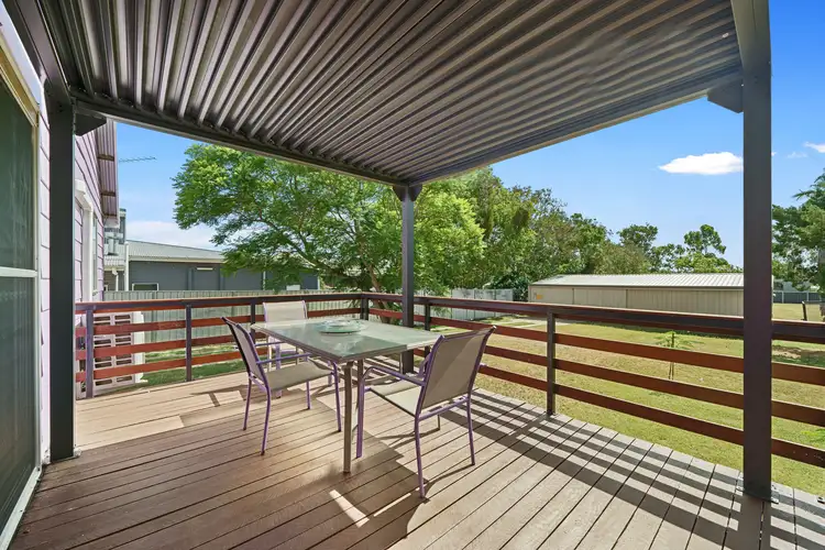 81 Mocatta Street, Goombungee QLD 4354