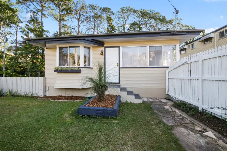 Fourth view of Homely house listing, 15 Daphne Street, Camp Hill QLD 4152
