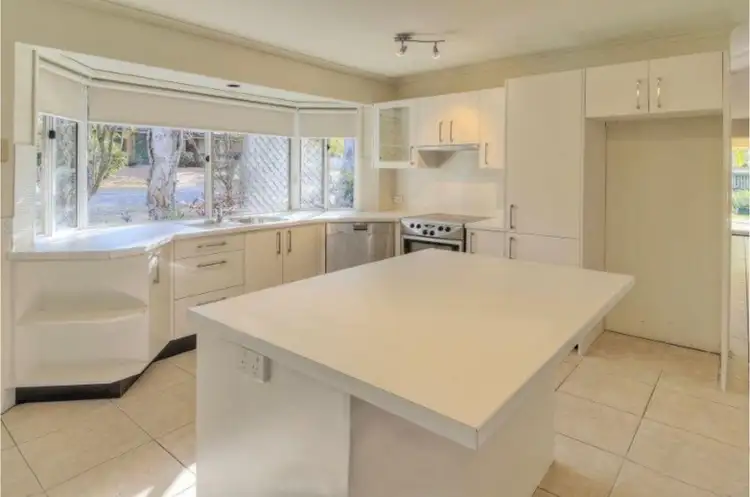 Fifth view of Homely house listing, 2 Gracemere Pl, Forest Lake QLD 4078