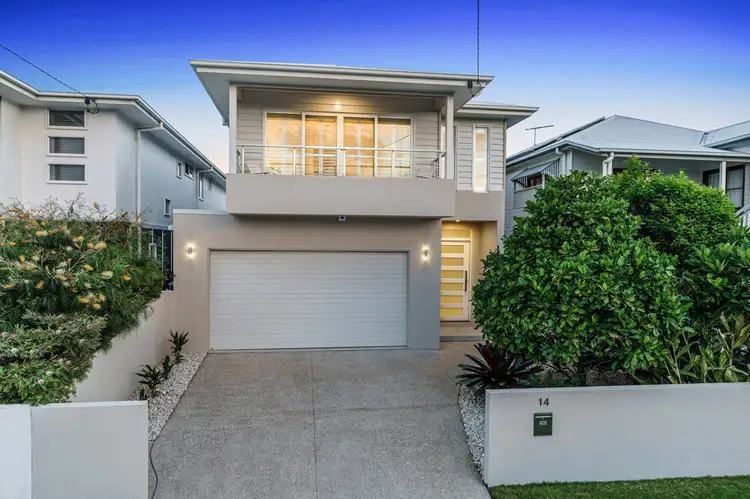 14 Pine Street, Wynnum QLD 4178