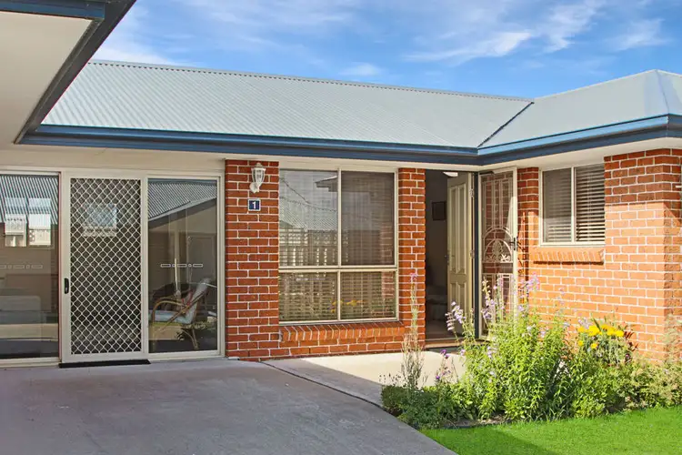 1/65-67 Scott Street, Tenterfield NSW 2372