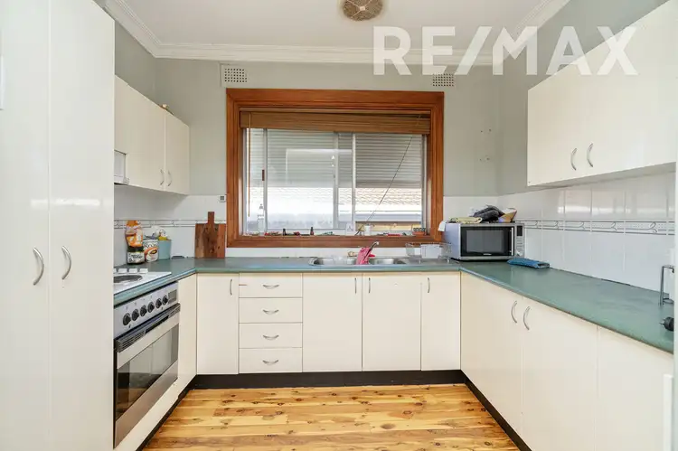 Sixth view of Homely house listing, 158 Fernleigh Road, Mount Austin NSW 2650