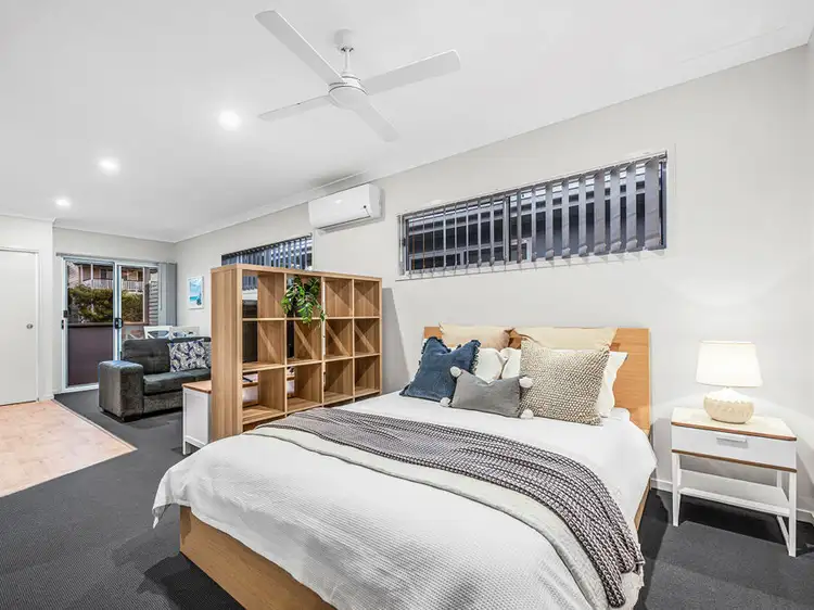 4/18 Buderim Street, Manly QLD 4179