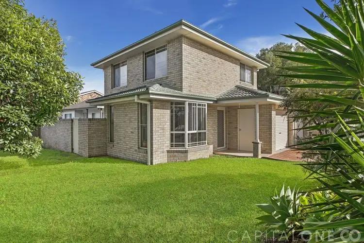 4/2 Nichols Avenue, Gorokan NSW 2263