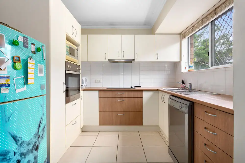 Main view of Homely unit listing, 4/19 Whitmore Street, Taringa QLD 4068