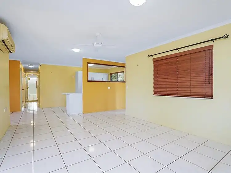 Fifth view of Homely unit listing, 6/87 Macilwraith Street, Manoora QLD 4870