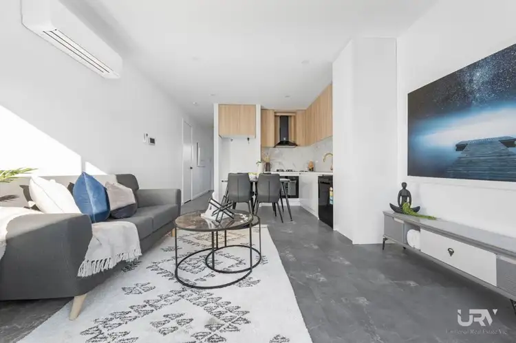 2/40 windham st, Wallan VIC 3756