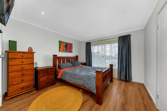 Sixth view of Homely house listing, 15 Plumpton Avenue, Craigieburn VIC 3064