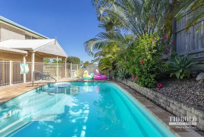 Second view of Homely house listing, 1 Lexia Court, Thornlands QLD 4164
