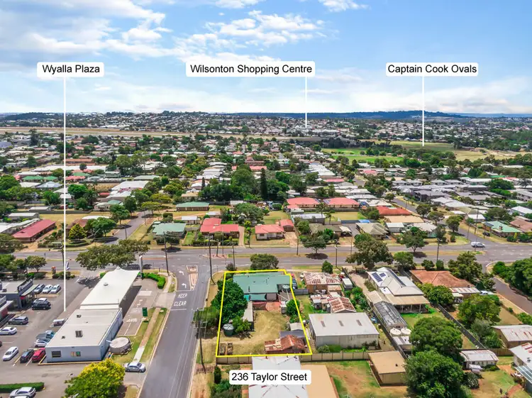 236 Taylor Street, Newtown QLD 4350