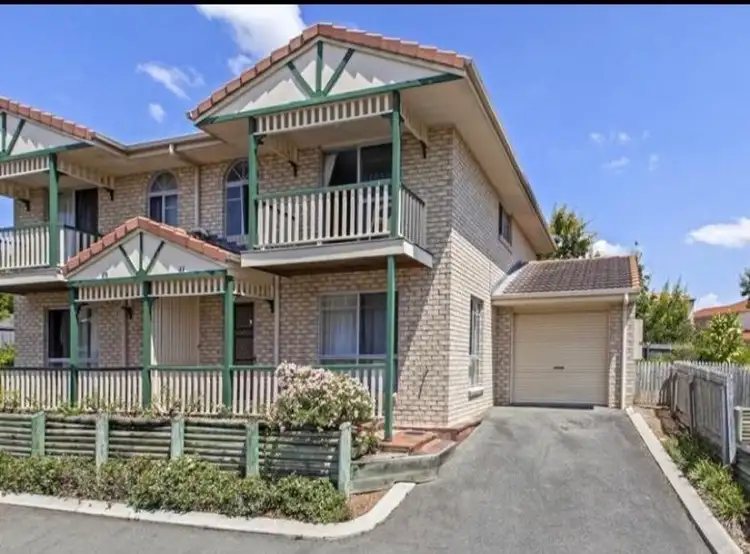 21/10 Lawrence Close, Robertson QLD 4109