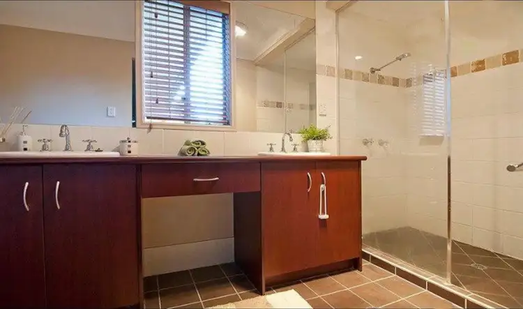 Seventh view of Homely house listing, 10 Piccadilly Pl, Forest Lake QLD 4078