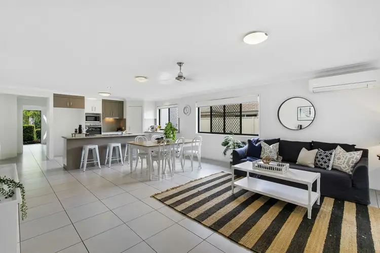 Second view of Homely house listing, 118 School Road, Wynnum West QLD 4178