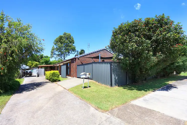 2/191 Olsen Ave, Labrador QLD 4215