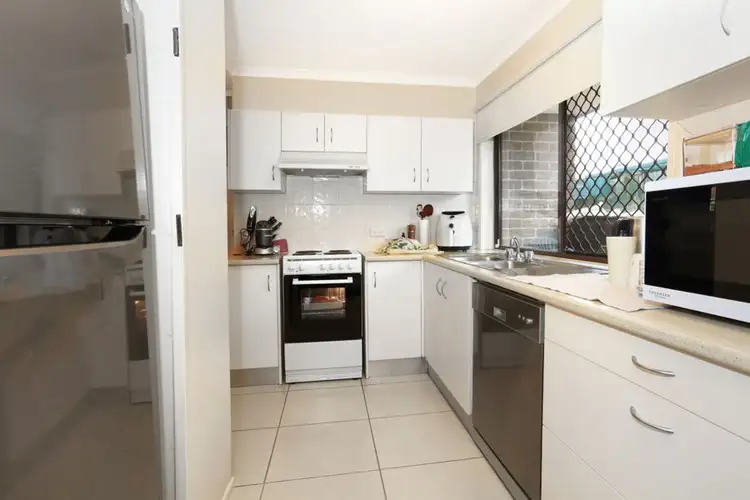 Sixth view of Homely semi-detached listing, 2/191 Olsen Ave, Labrador QLD 4215