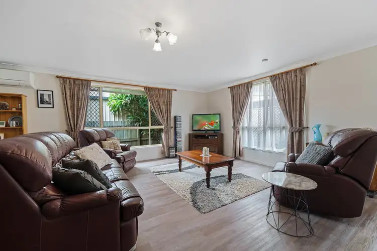 1 Northland Street, Newtown QLD 4350