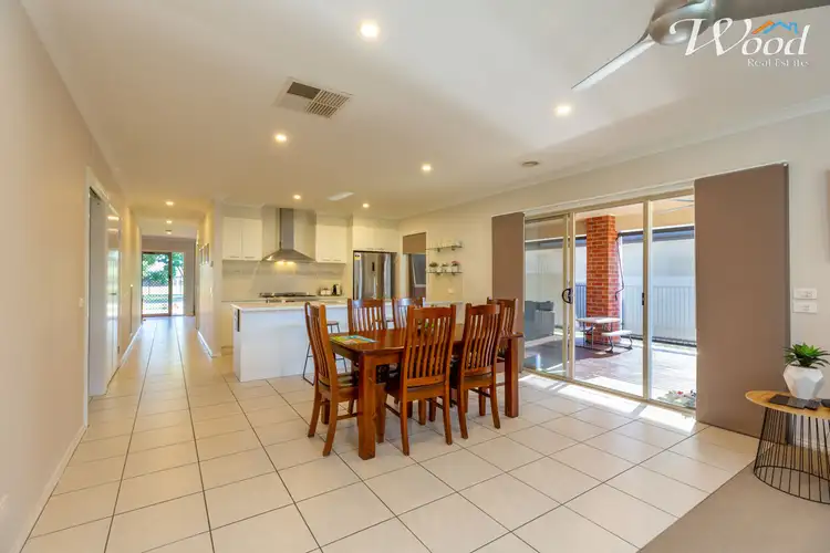 Sixth view of Homely house listing, 580 Manns St, Lavington NSW 2641