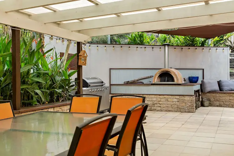 12 Woodfield Court, Ferny Hills QLD 4055