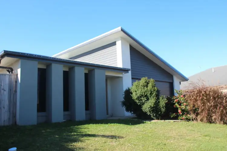 22 Miami Terrace, Blacks Beach QLD 4740