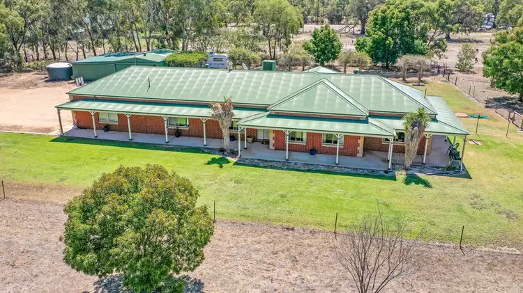 36 Riverview Dr, Deniliquin NSW 2710