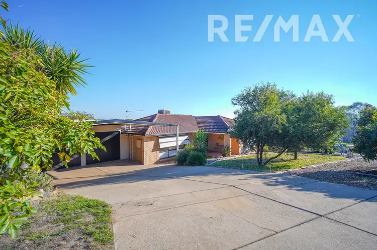 4 Lincoln Avenue, Tolland NSW 2650