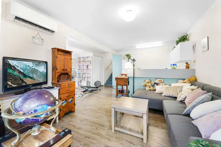 2/8 Solandra Street, Nambour QLD 4560