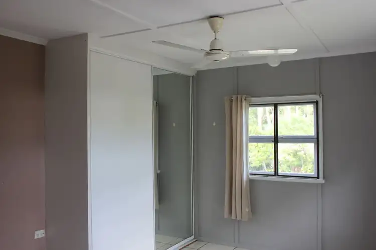 Fifth view of Homely house listing, 2/2 Roberts Avenue, North Mackay QLD 4740