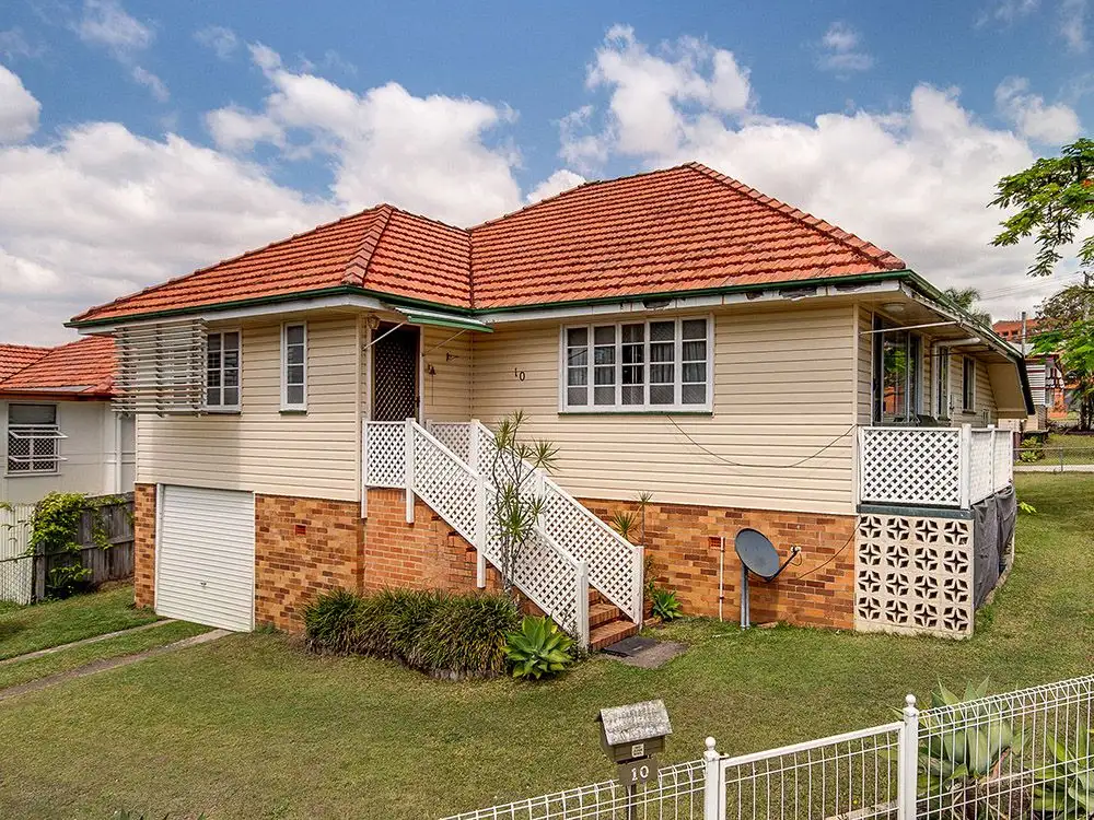 Main view of Homely house listing, 10 Farnell Street, Chermside QLD 4032