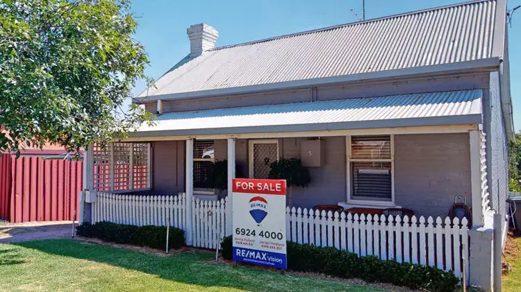 5 Goulburn Street, Junee NSW 2663