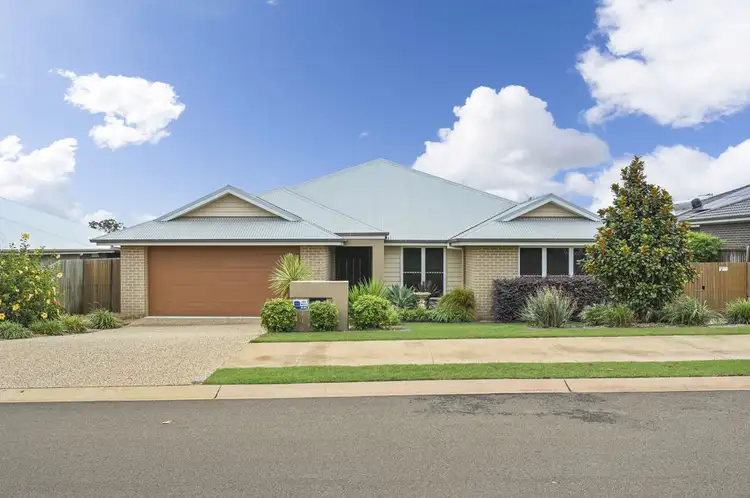 8 Sportsman Drive, Kleinton QLD 4352