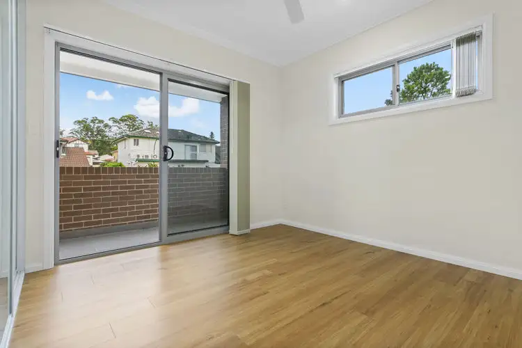 Sixth view of Homely house listing, 33a Wisdom Street, Guildford NSW 2161