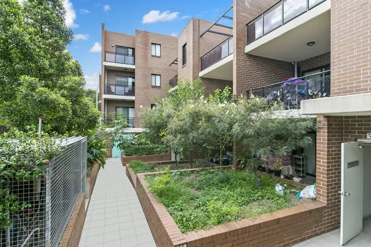 14/134-136 Woodville Road, Merrylands NSW 2160