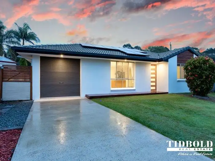 Second view of Homely house listing, 32 Jay Crescent, Redland Bay QLD 4165