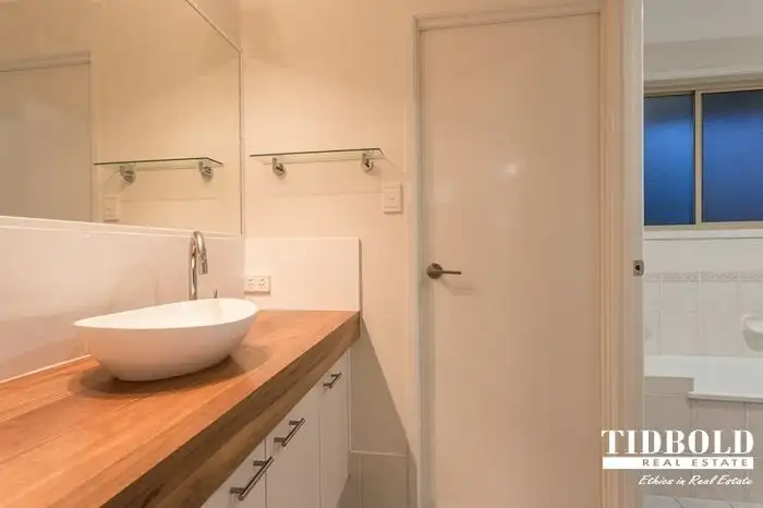 Seventh view of Homely house listing, 32 Jay Crescent, Redland Bay QLD 4165