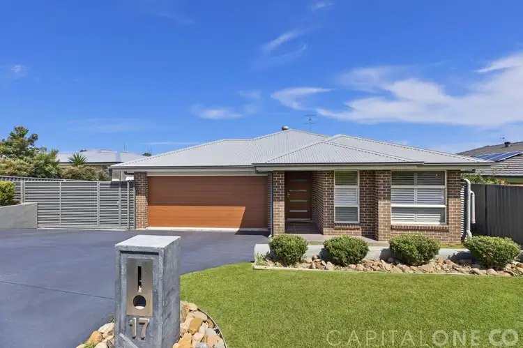17 Mogo Close, Blue Haven NSW 2262