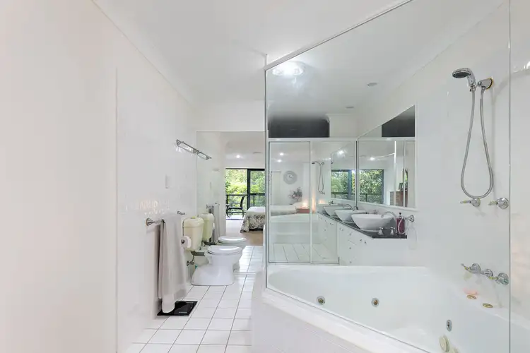 Sixth view of Homely townhouse listing, 19/2 Ridgeline Way, Highland Park QLD 4211