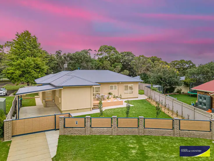 Main view of Homely house listing, 11 Fiona Place, Armidale NSW 2350