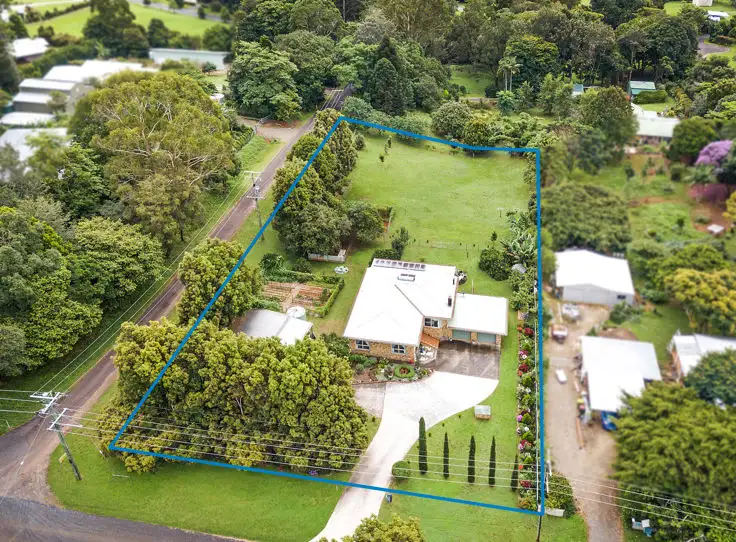 121 Gardners Lane, North Maleny QLD 4552