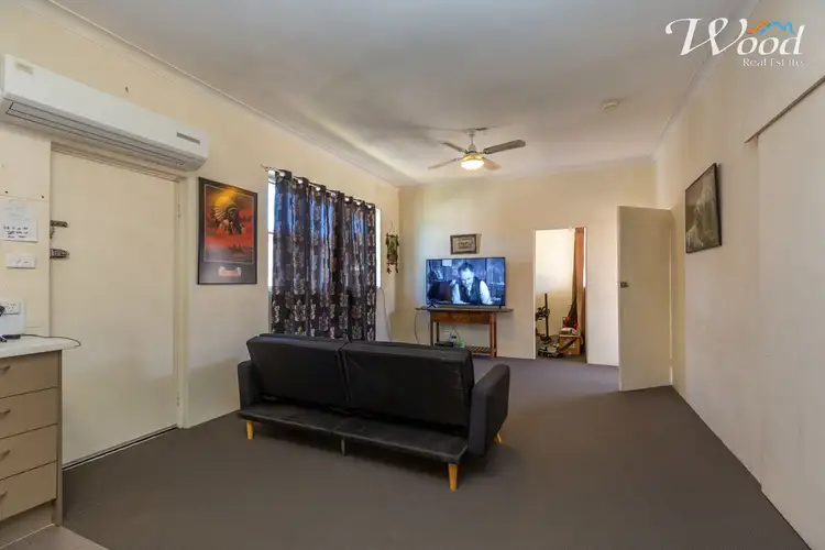 Fourth view of Homely block of units listing, 1-4/200 Kiewa Street, South Albury NSW 2640