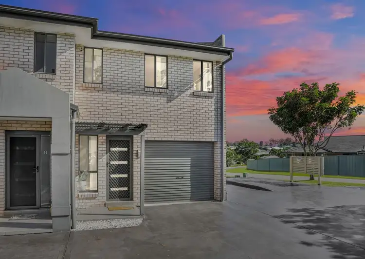 1/17-19 Natasha Place, Woongarrah NSW 2259