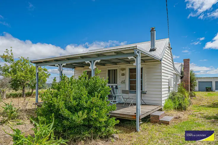 6 Brackin Street, Armidale NSW 2350