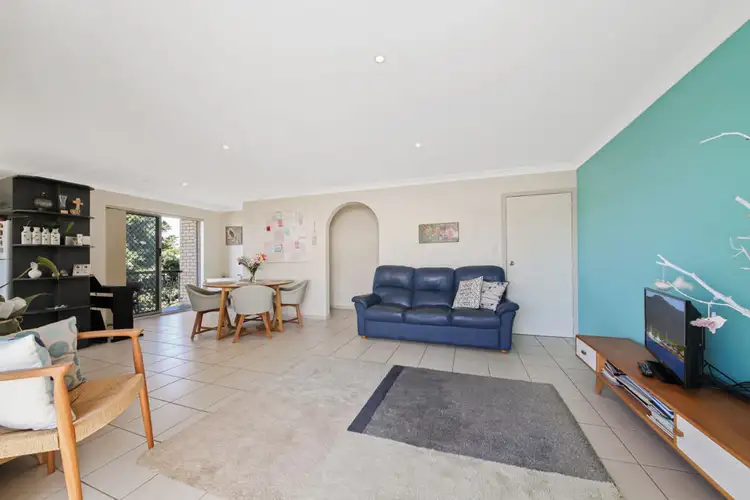 2/26 Pembroke Rd, Coorparoo QLD 4151