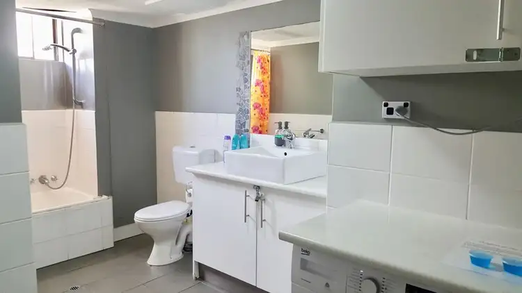 Sixth view of Homely unit listing, 37/38 Enderley Avenue, Surfers Paradise QLD 4217
