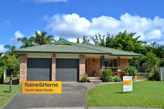 8 Tahlee Place, South West Rocks NSW 2431