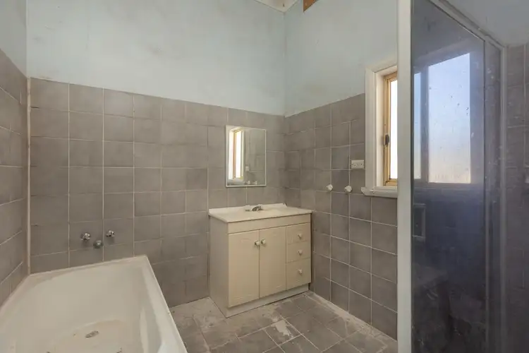 Fifth view of Homely house listing, 18 Day St, Henty NSW 2658