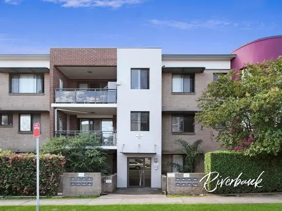Main view of Homely unit listing, 10/77-79 Mountford Avenue, Guildford NSW 2161