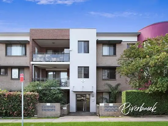 Main view of Homely unit listing, 10/77-79 Mountford Avenue, Guildford NSW 2161